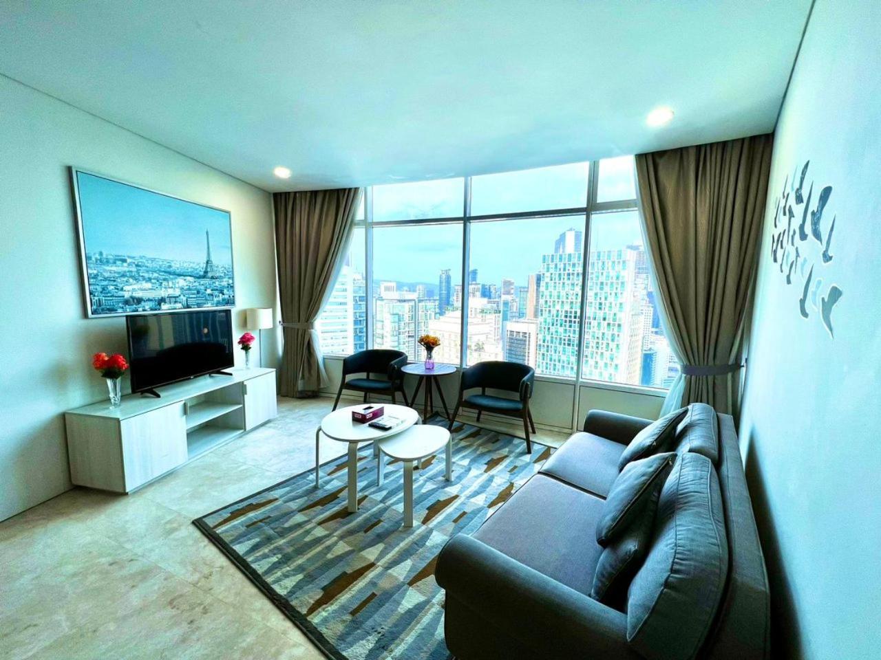 Vortex Suites Klcc By Moonlight Kuala Lumpur Exterior photo