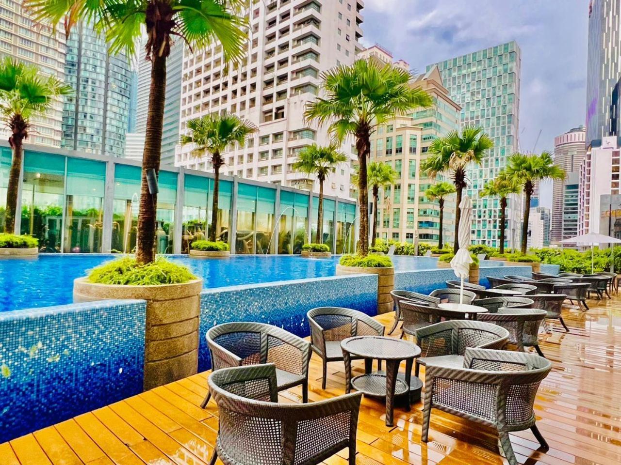 Vortex Suites Klcc By Moonlight Kuala Lumpur Exterior photo